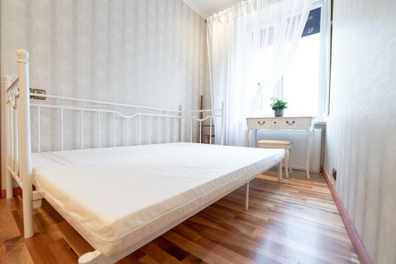 The Goldsmiths' Old Town Tallinn Treasure Extérieur photo