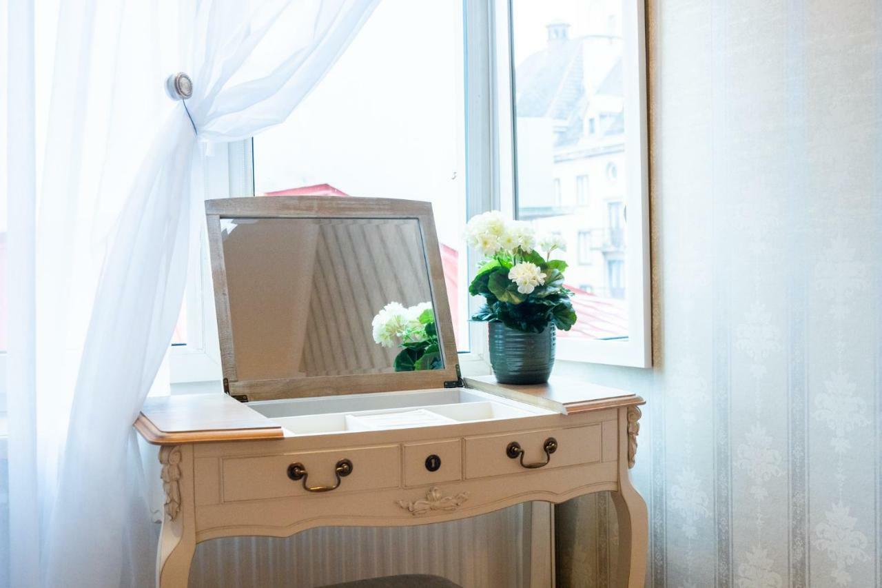 The Goldsmiths' Old Town Tallinn Treasure Extérieur photo